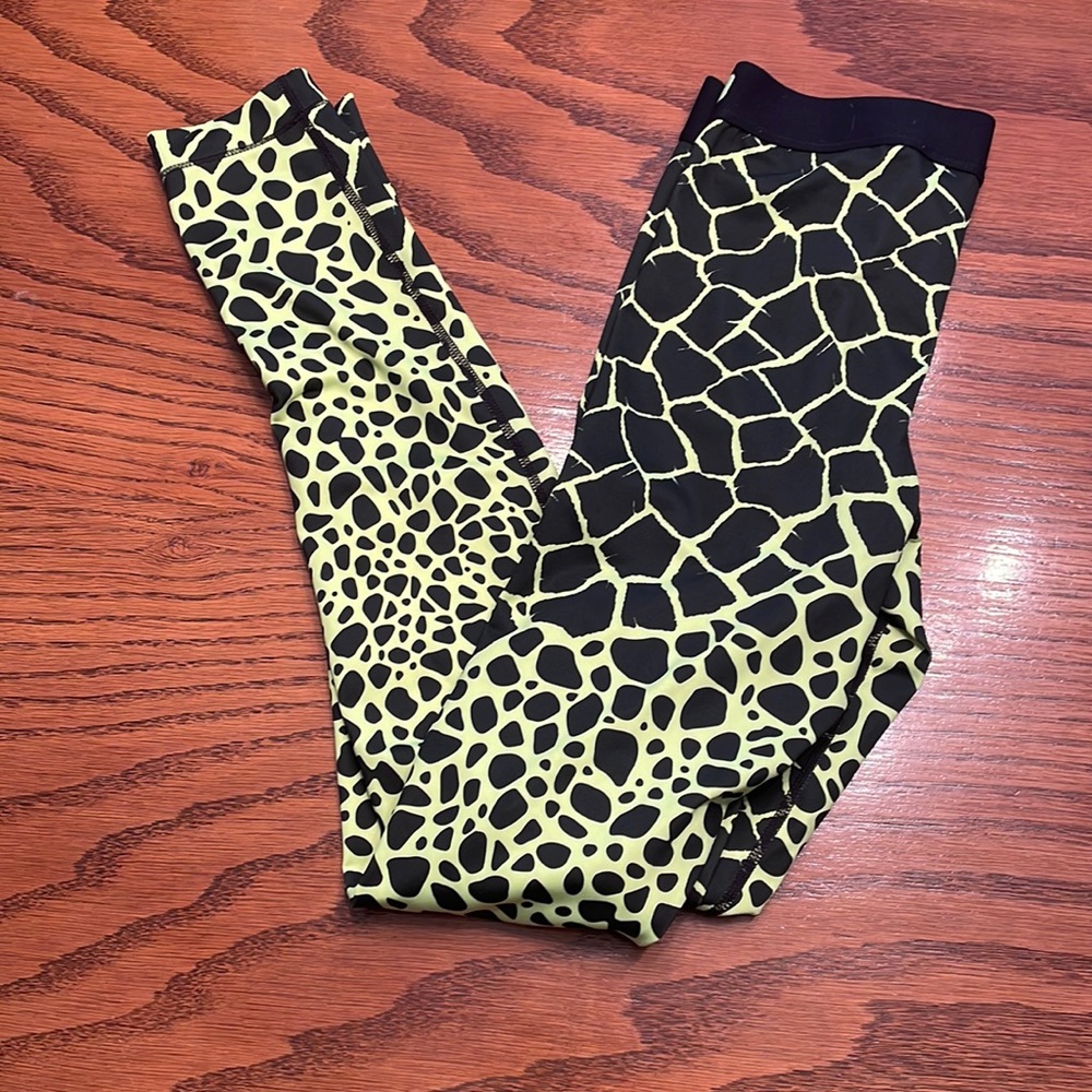 Animal print leggings